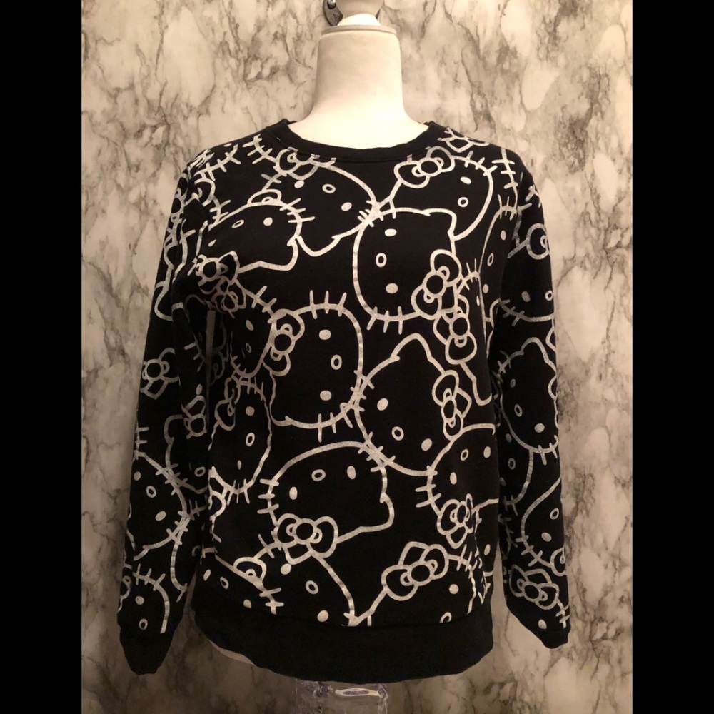 Hello Kitty Disney black sweatshirt